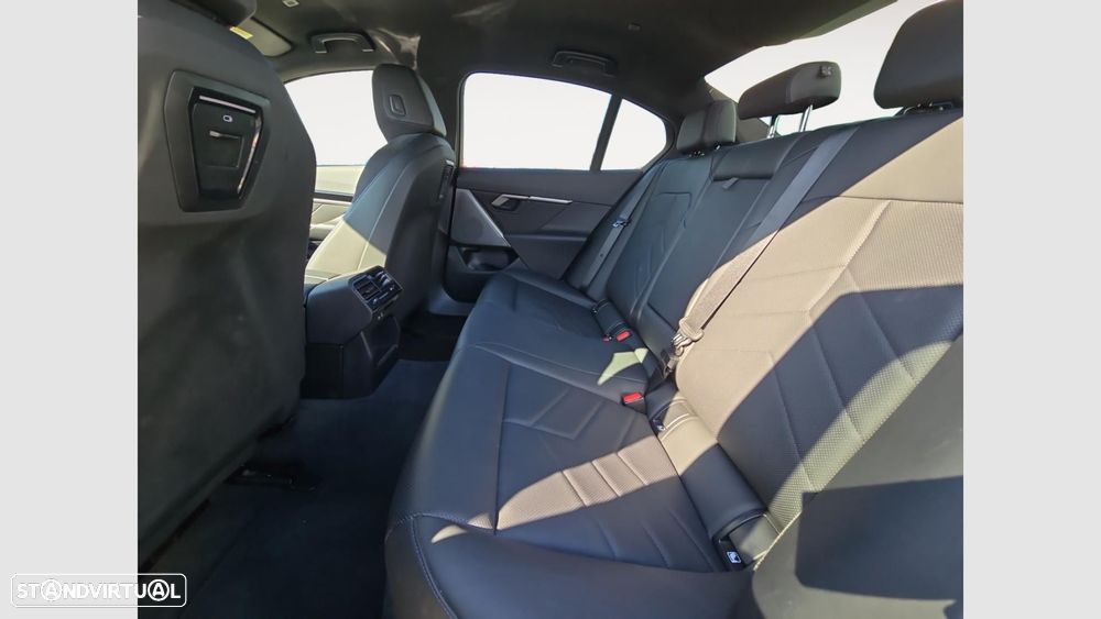 BMW 520 d Pack M Auto - 14