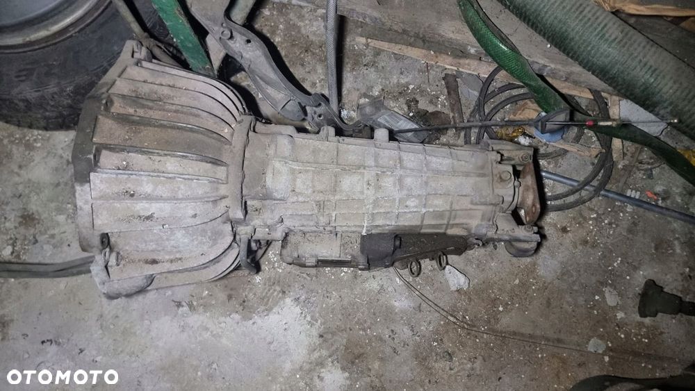 BMW E31 E32 SKRZYNIA 5,0 V12 M70 B50 4HP-24 - 13