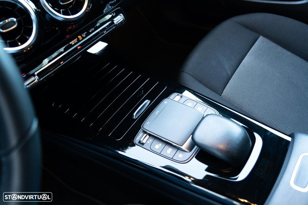 Mercedes-Benz CLA 180 d Shooting Brake Style Aut. - 13