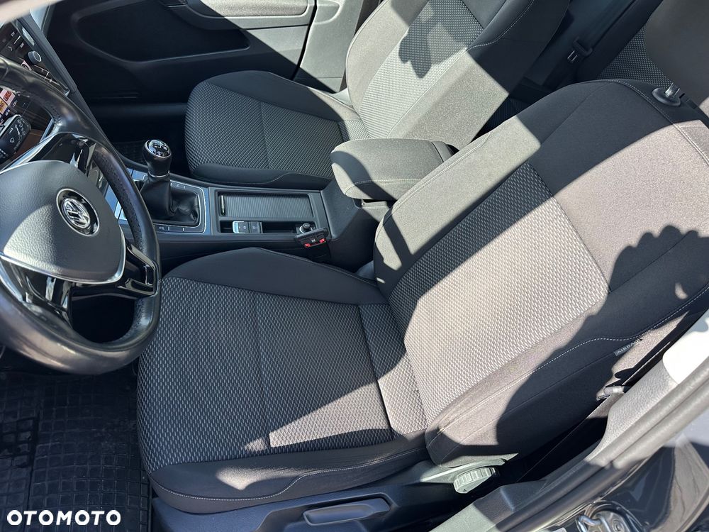 Volkswagen Golf 1.0 TSI BMT Trendline - 9