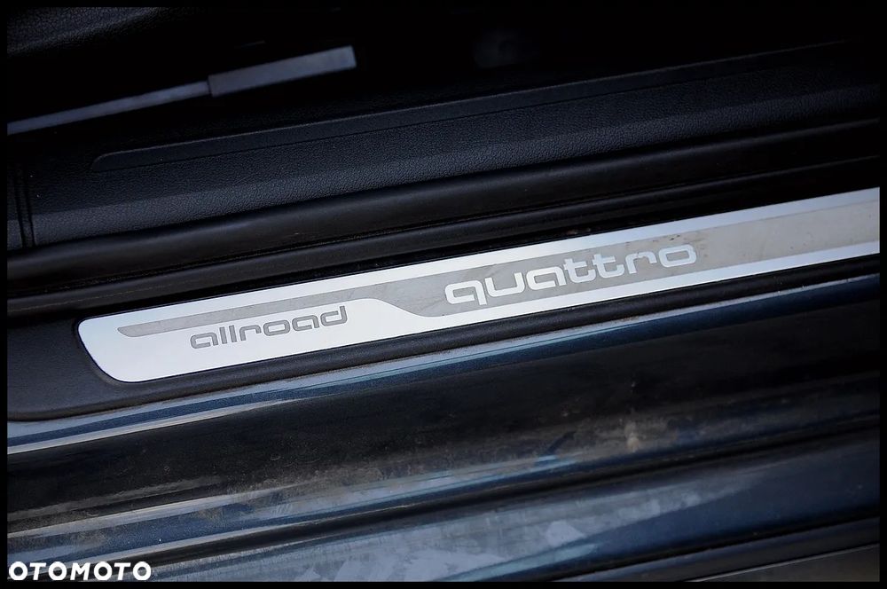 Audi A4 Allroad - 32