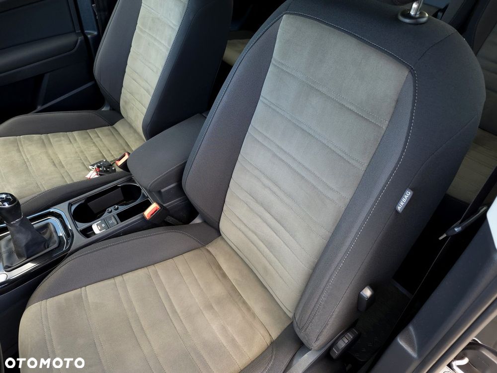 Volkswagen Touran 2.0 TDI BMT Highline - 13