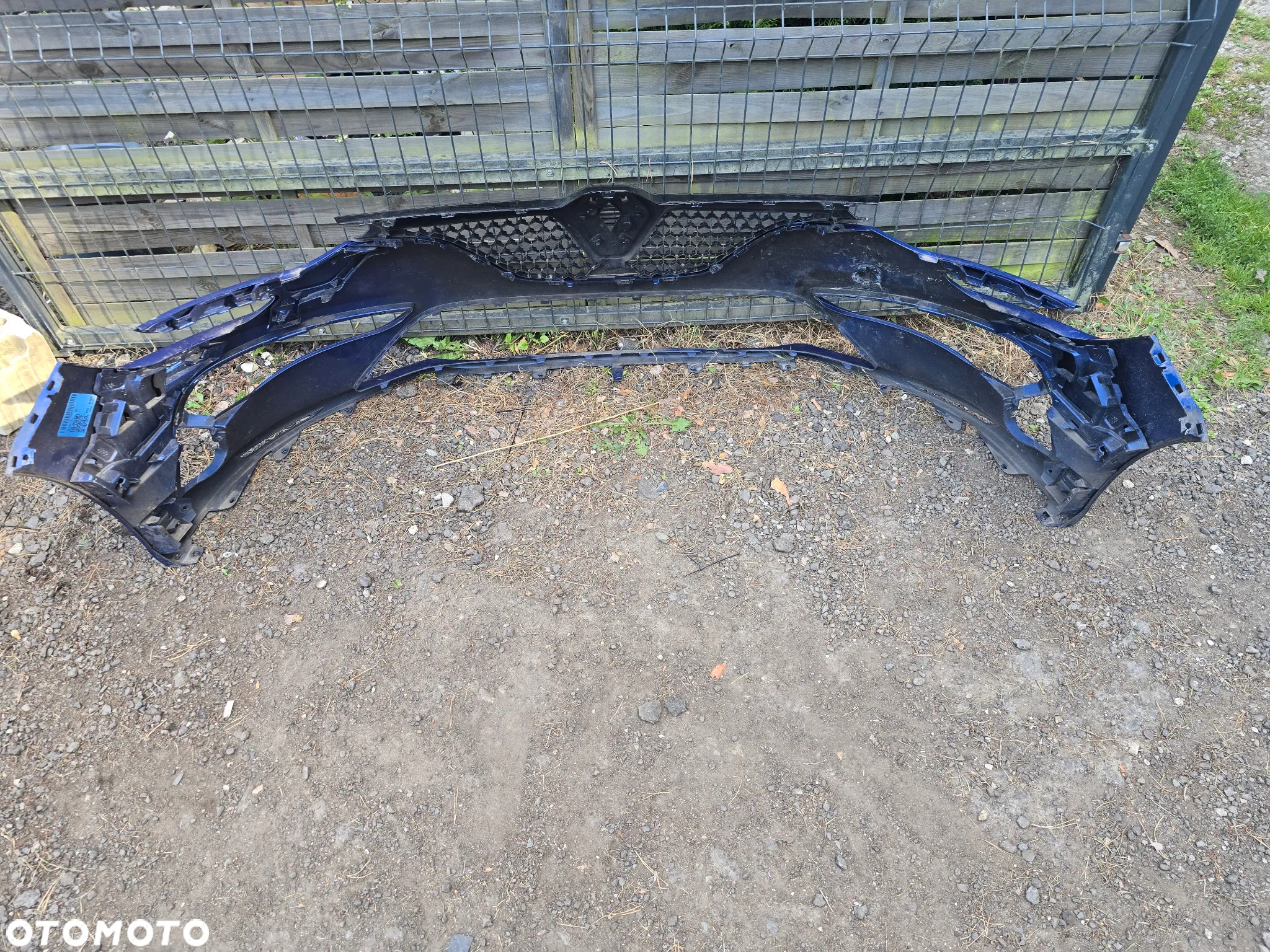 Renault megane IV Gt line zderzak przód grill bez pic - 4