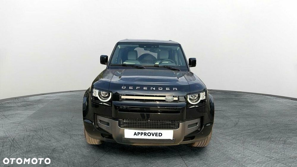 Land Rover Defender - 3