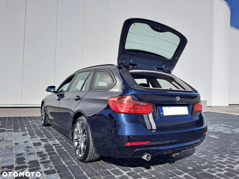 BMW Seria 3 320d Touring Sport Line - 16
