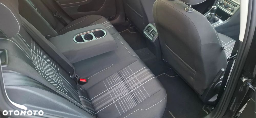 Volkswagen Golf 1.6 TDI BlueMotion Technology Lounge - 9
