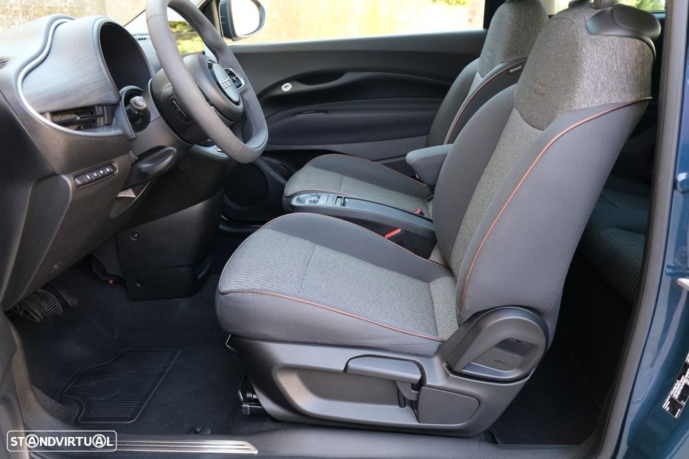 Fiat 500e 42kWh ICON - 11