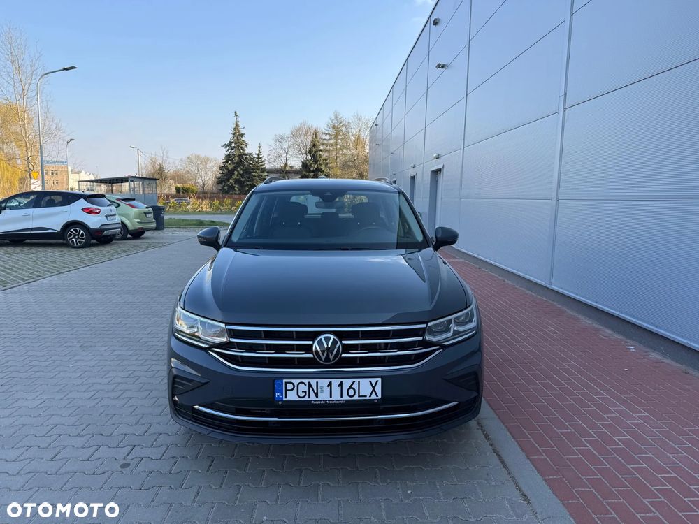 Volkswagen Tiguan 2.0 TDI SCR 4MotION DSG Elegance - 26