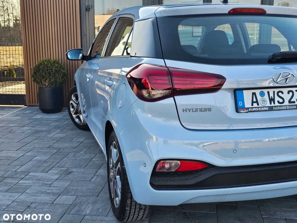 Hyundai i20 blue 1.2 Trend - 34