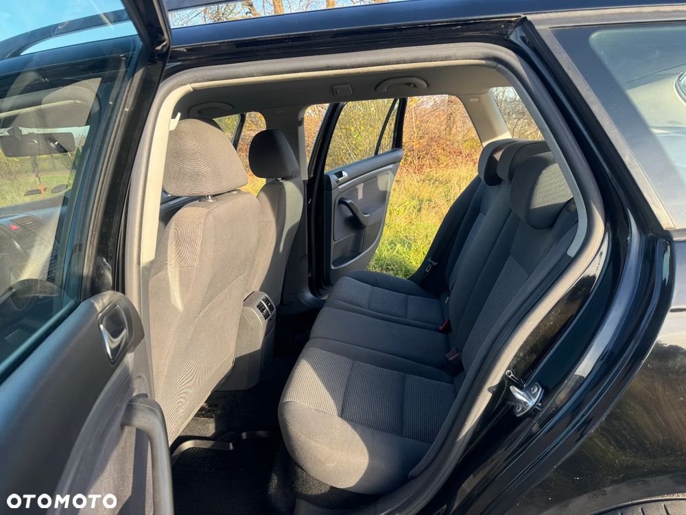 Volkswagen Golf V 1.9 TDI Trendline - 12