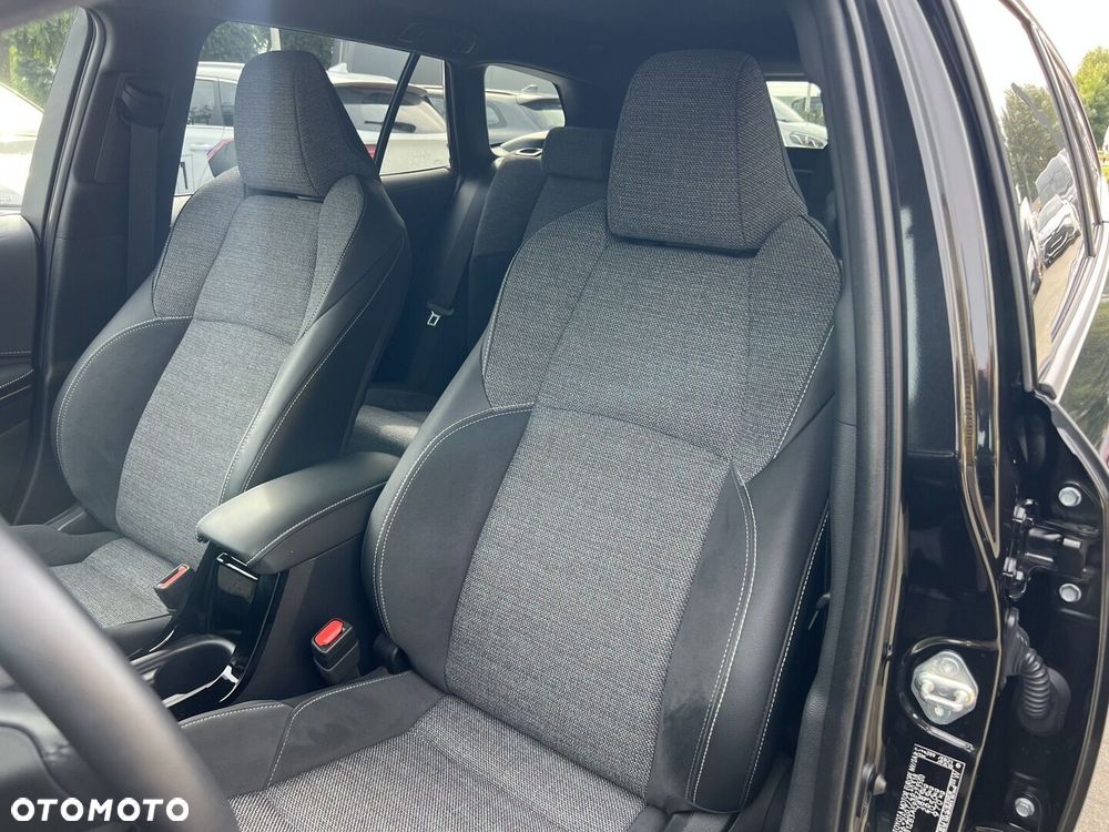 Toyota Corolla 1.8 Hybrid Style - 21