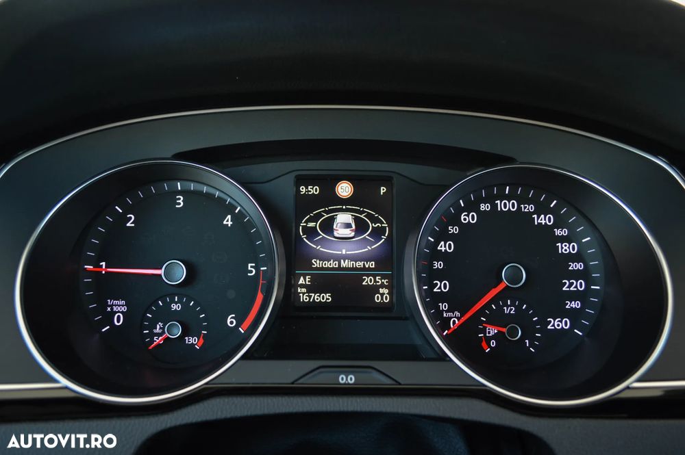 Volkswagen Passat 2.0 TDI SCR DSG Business - 9