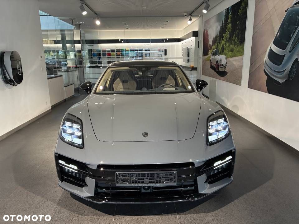 Porsche Panamera Turbo S E-Hybrid PHEV - 1