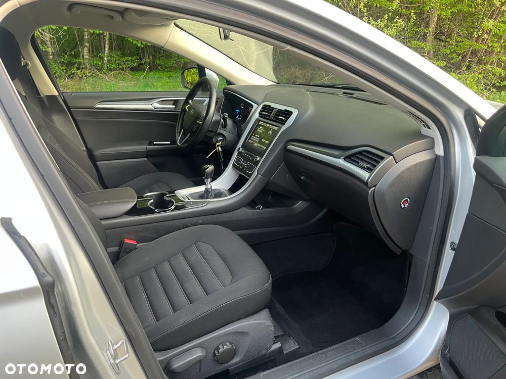 Ford Mondeo 1.5 TDCi ECOnetic Start-Stopp Business Edition - 10