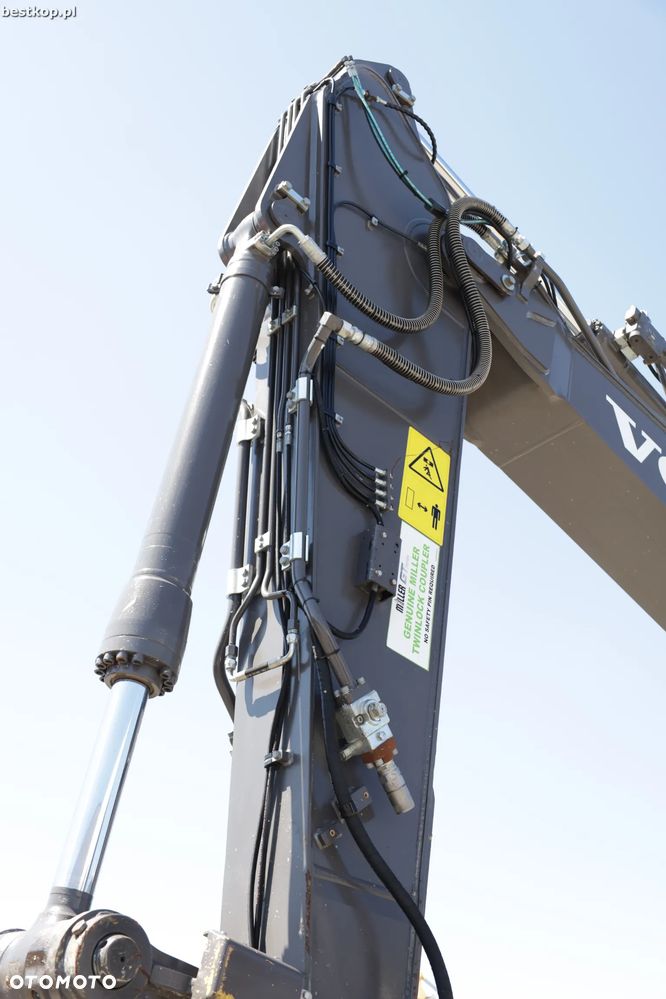 Volvo EC220EL - 18