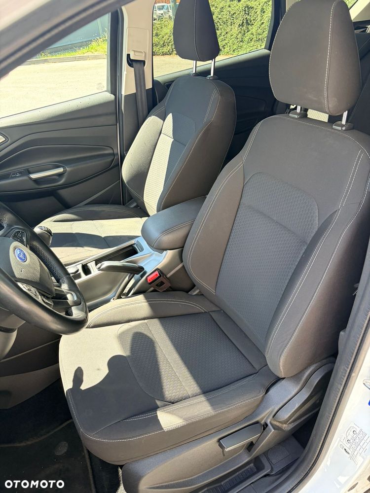 Ford Kuga 1.5 EcoBoost FWD Trend ASS - 14