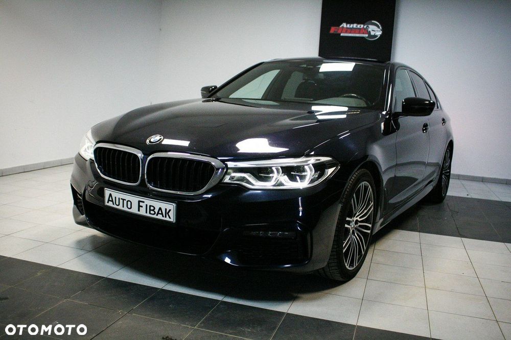 BMW Seria 5 520d M Sport - 4
