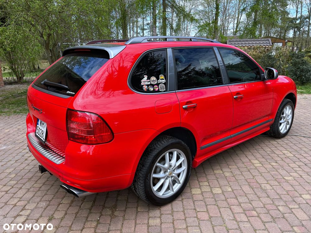 Porsche Cayenne - 12