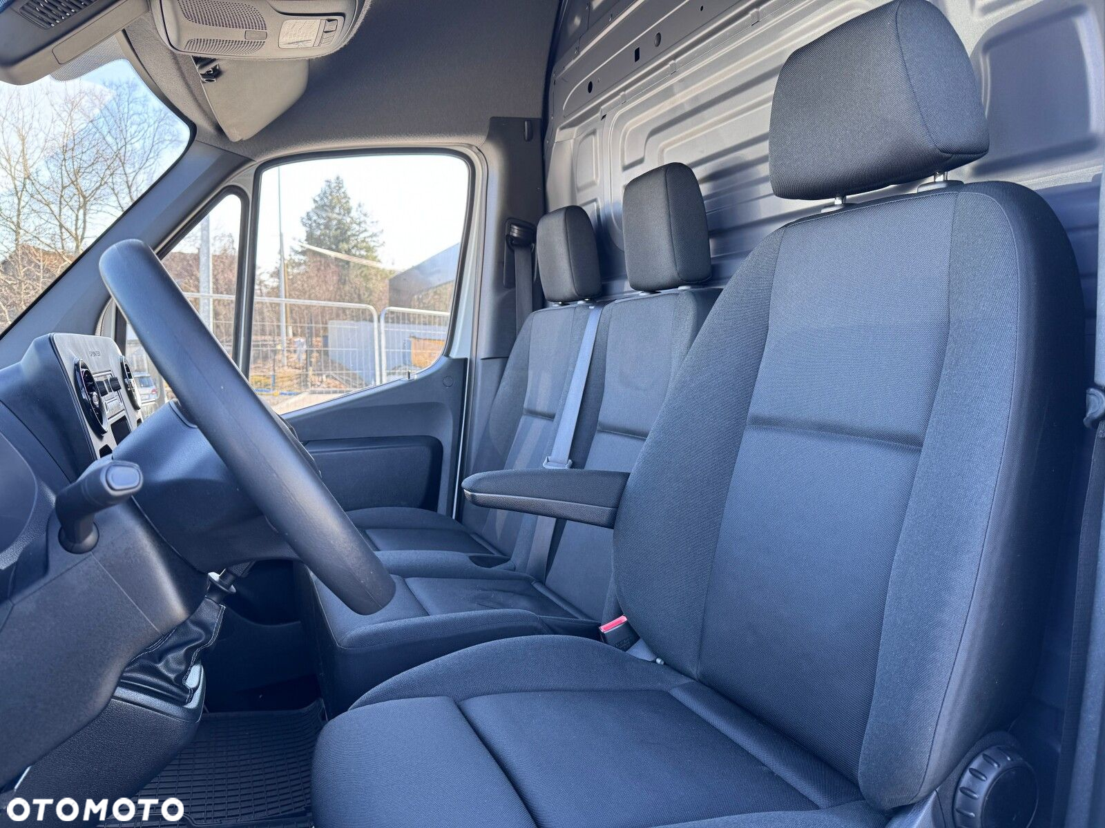 Mercedes-Benz Sprinter 314 CDI L2H2 - 12