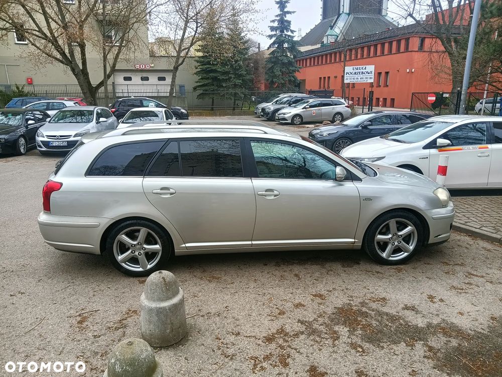 Toyota Avensis 2.2 D-CAT Sol plus NAVI - 5