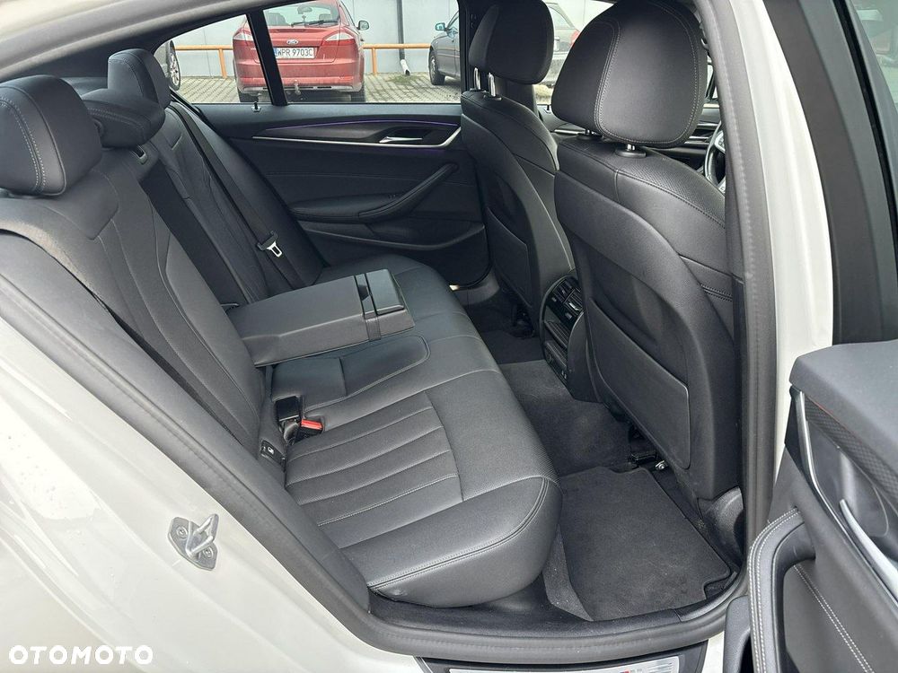 BMW Seria 5 520d - 16