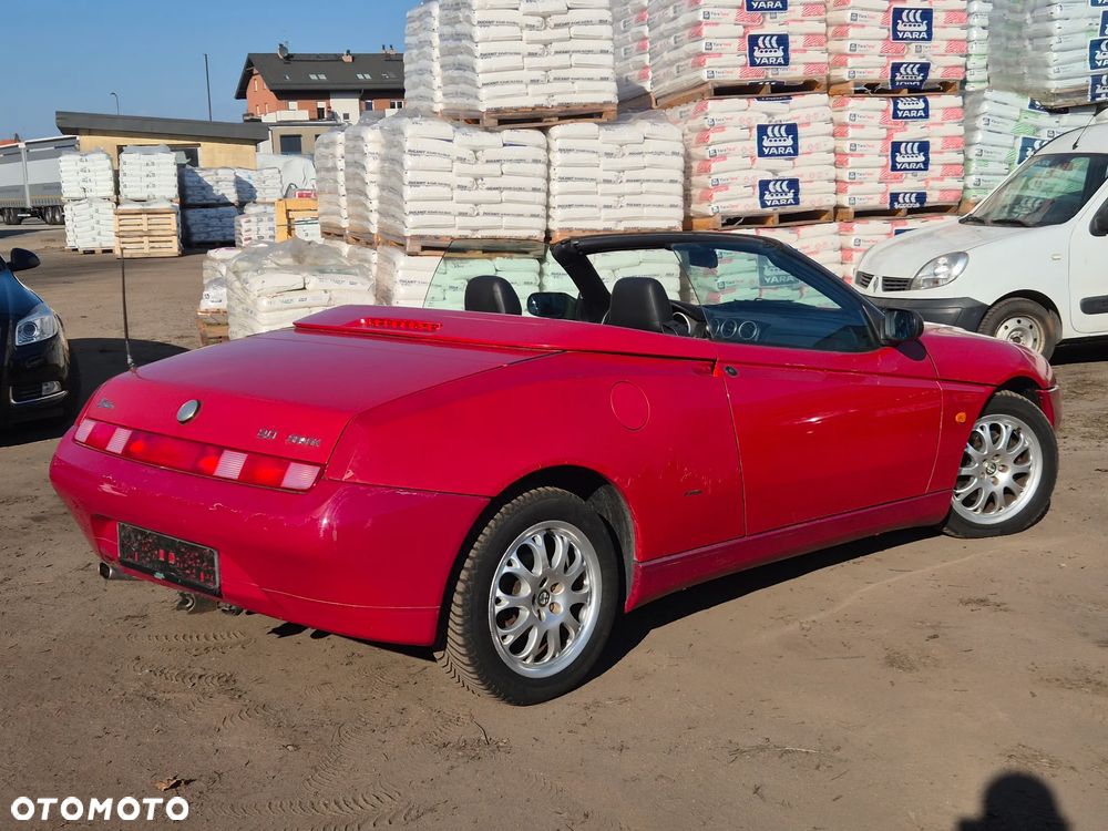 Alfa Romeo Spider - 8