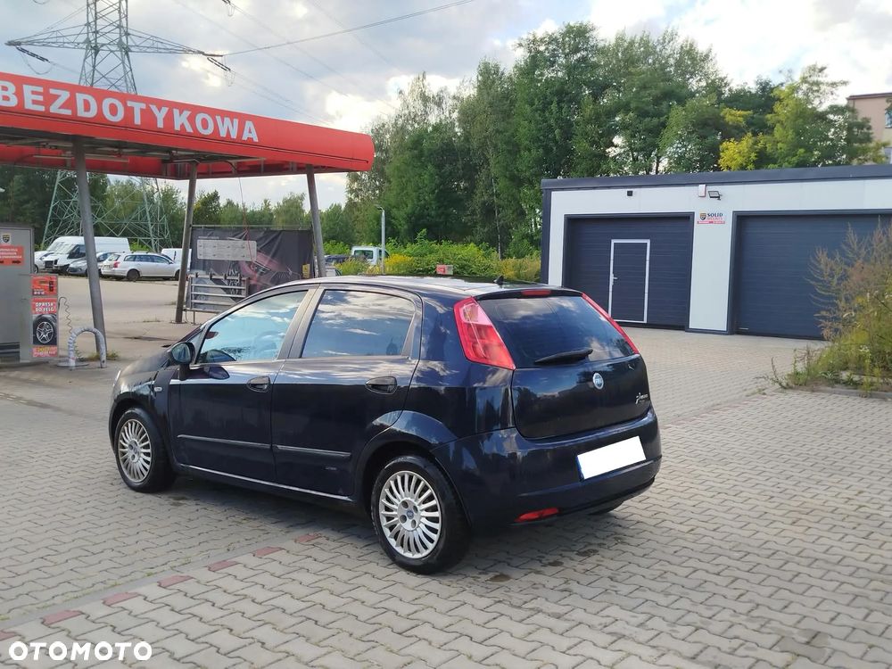 Fiat Punto 1.2 8V Active - 3