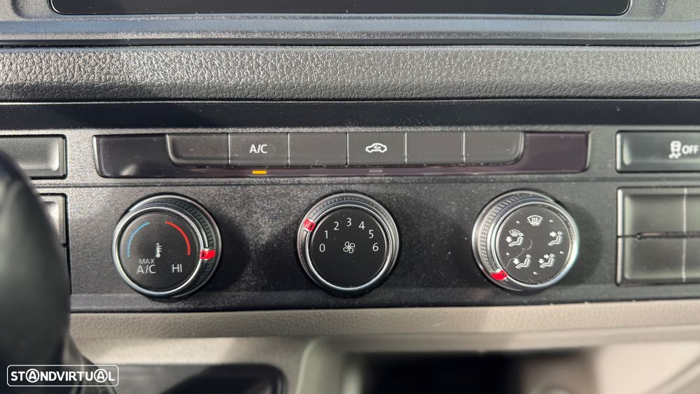 VW Crafter MAN 5.160 CX Automática RWD - 21