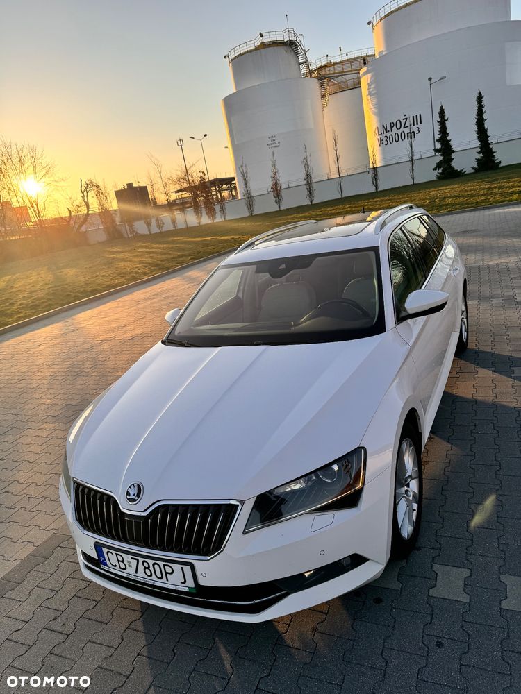 Skoda Superb 2.0 TDI Style DSG7 - 2