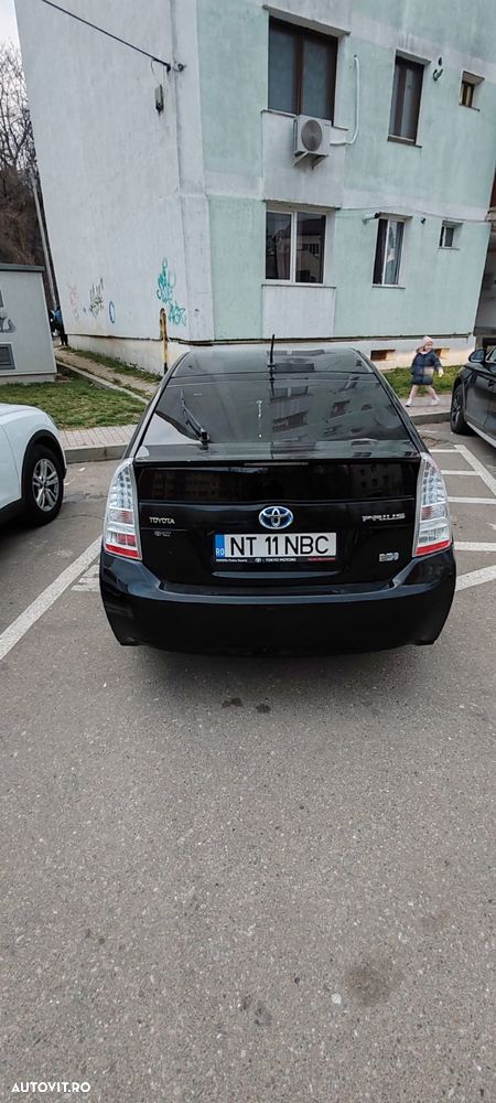 Toyota Prius - 3