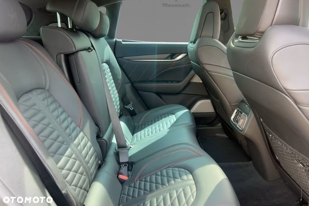 Maserati Levante Trofeo Q4 - 10