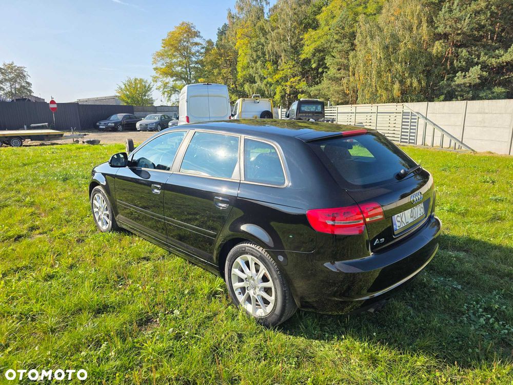 Audi A3 Sportback - 3