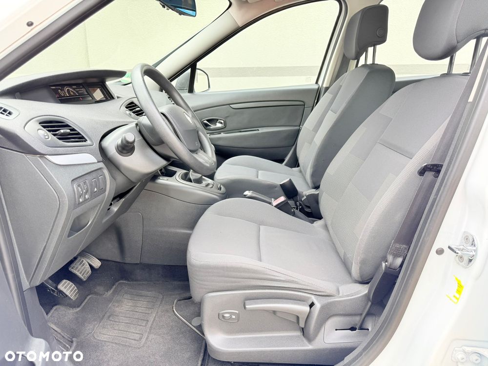 Renault Scenic 1.6 16V 110 TomTom Edition - 20
