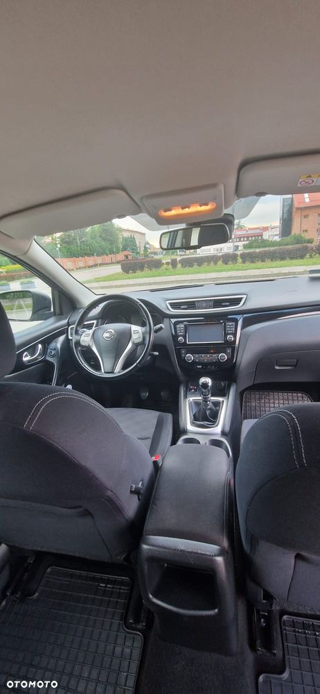 Nissan Qashqai - 10