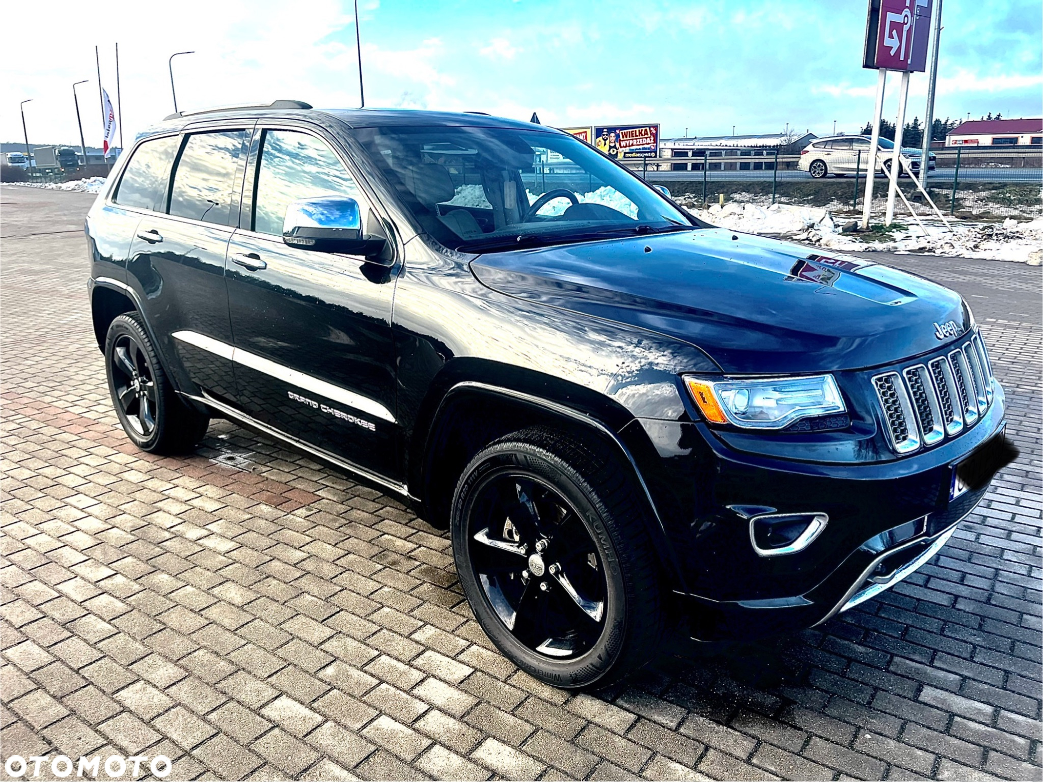 Jeep Grand Cherokee 5.7 V8 HEMI Overland - 12