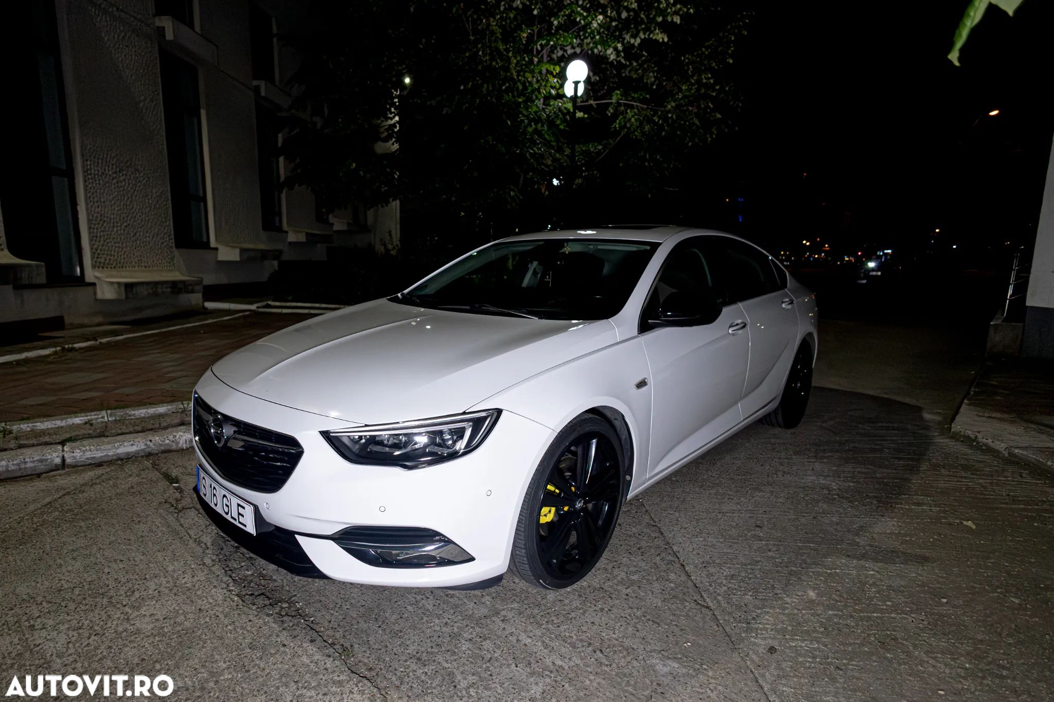 Opel Insignia Grand Sport 2.0 CDTI Start/Stop - 1