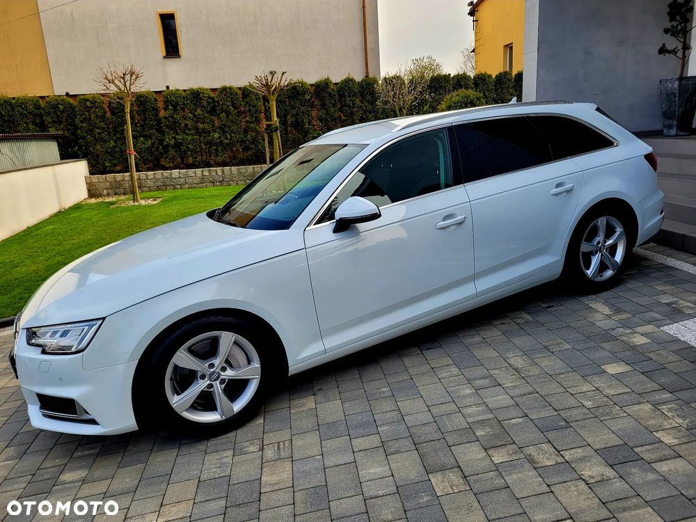 Audi A4 Avant 45 TFSI quattro S tronic - 17