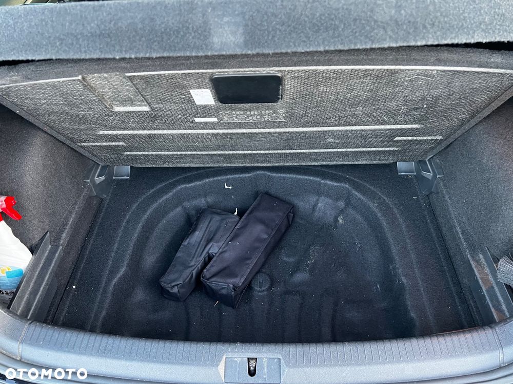 Volkswagen Golf 1.2 TSI BlueMotion Technology Lounge - 25