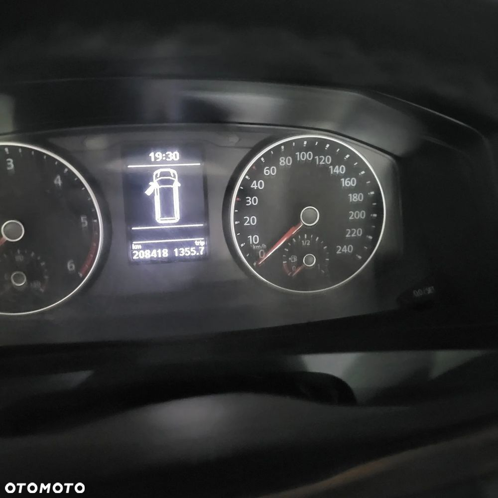 Volkswagen Transporter T6 TDI L2H1 - 8