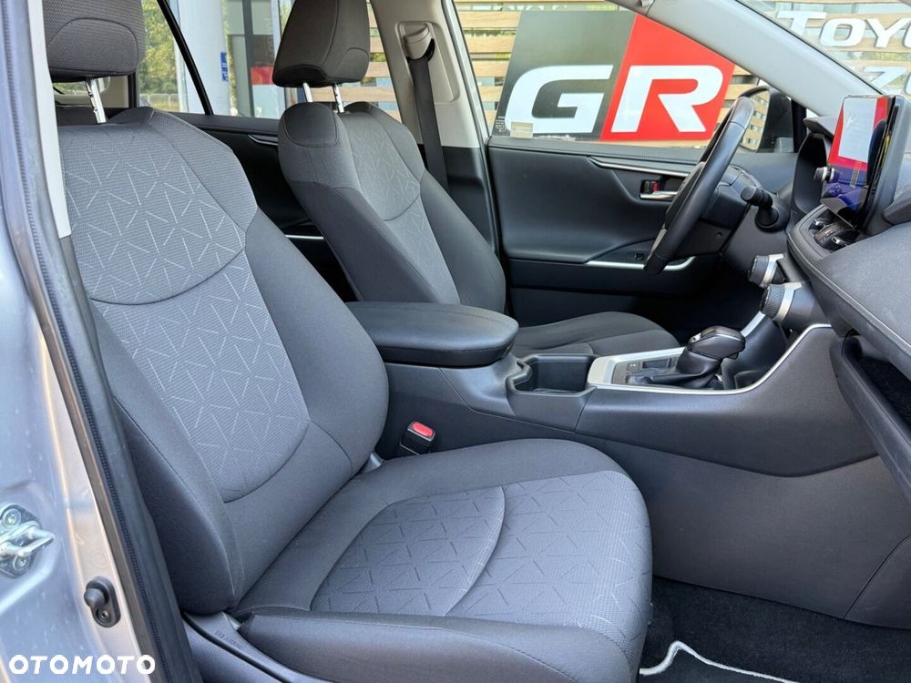 Toyota RAV4 - 14