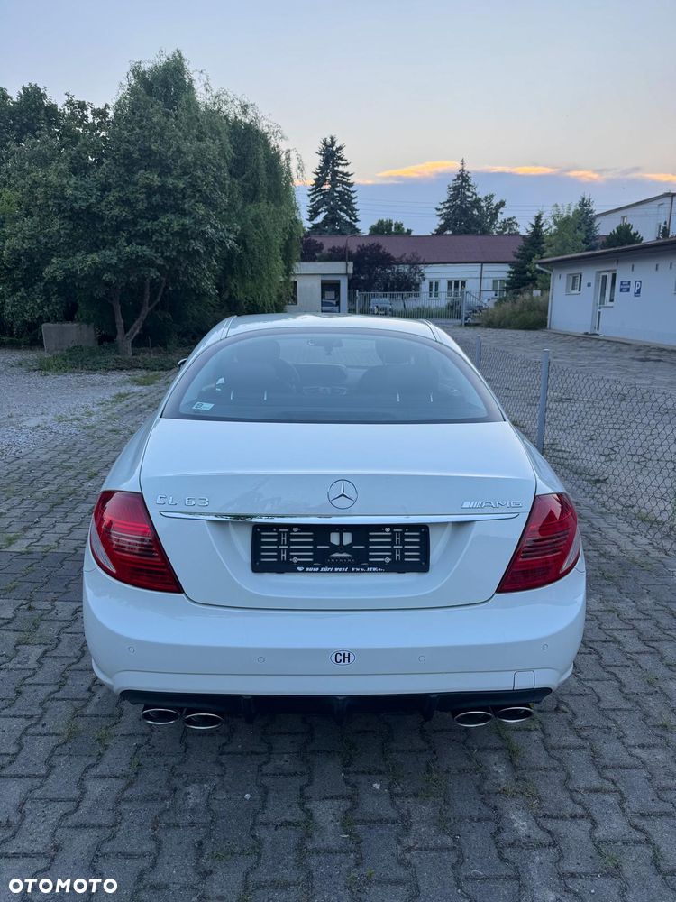 Mercedes-Benz CL 63 AMG 7G-TRONIC - 21