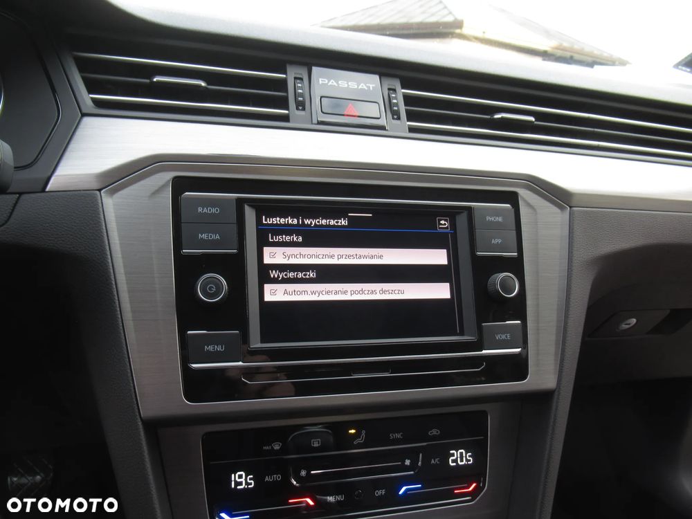 Volkswagen Passat 1.5 TSI EVO Essence - 26