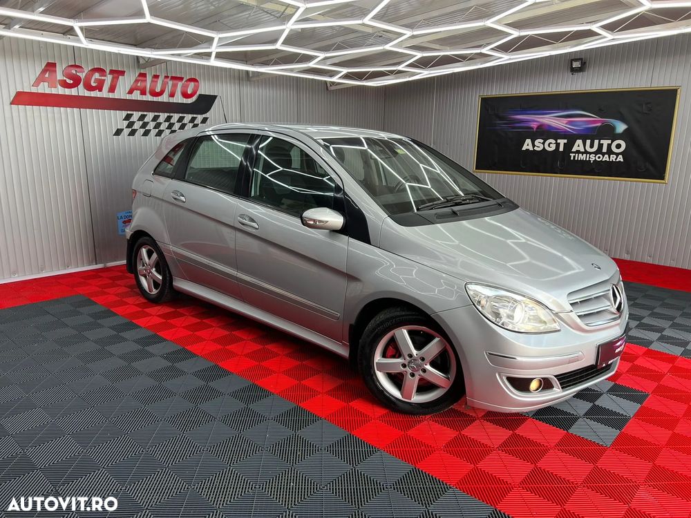 Mercedes-Benz B 180 - 4