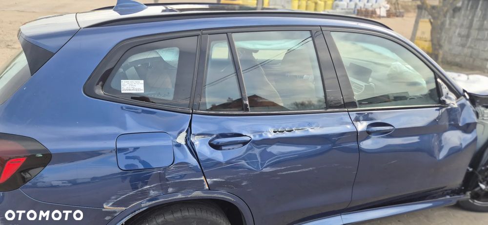 BMW iX3 - 9