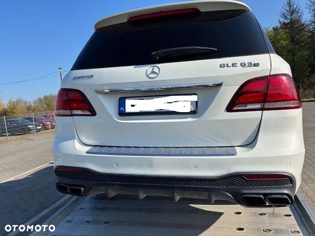 Mercedes-Benz GLE - 19