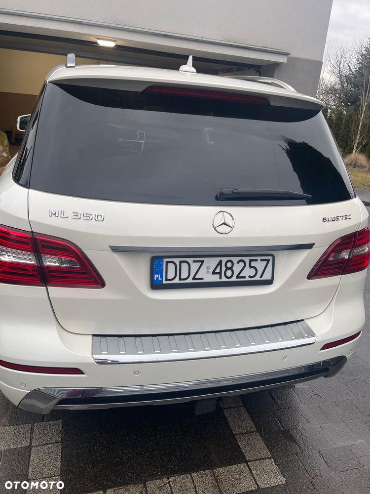 Mercedes-Benz ML 350 BlueTEC 4-Matic - 10