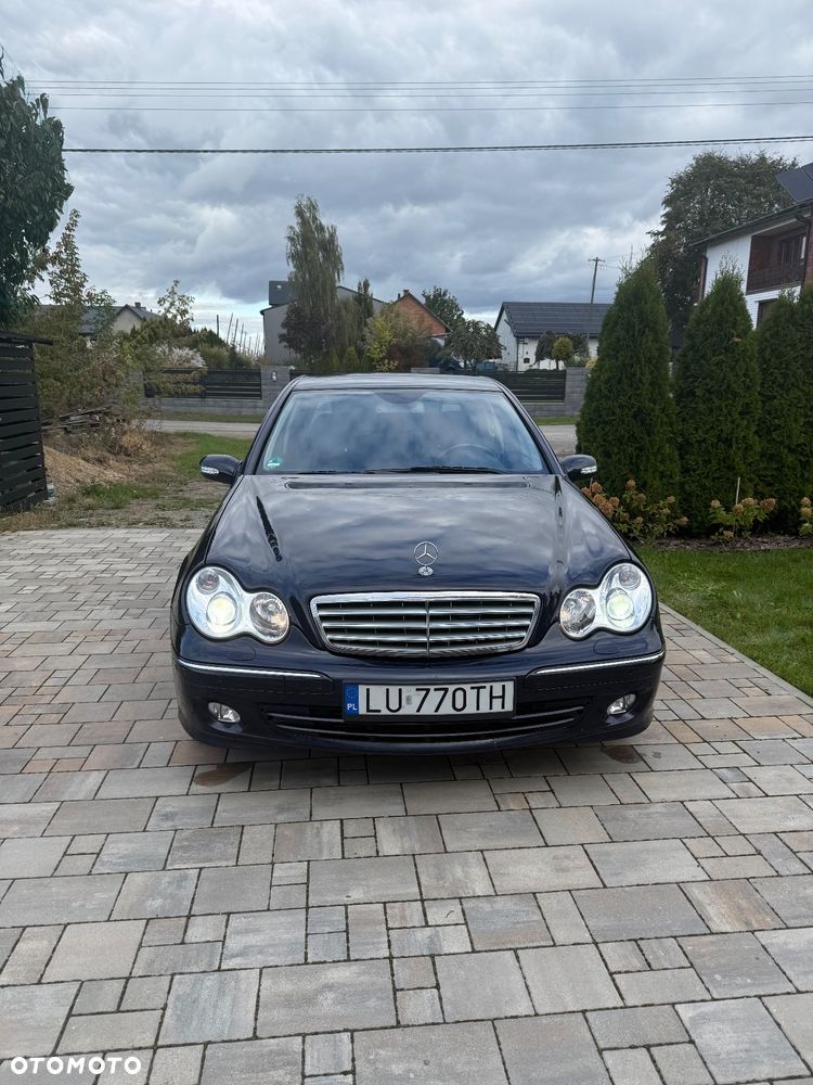 Mercedes-Benz Klasa C 200 T Kompressor Elegance - 2