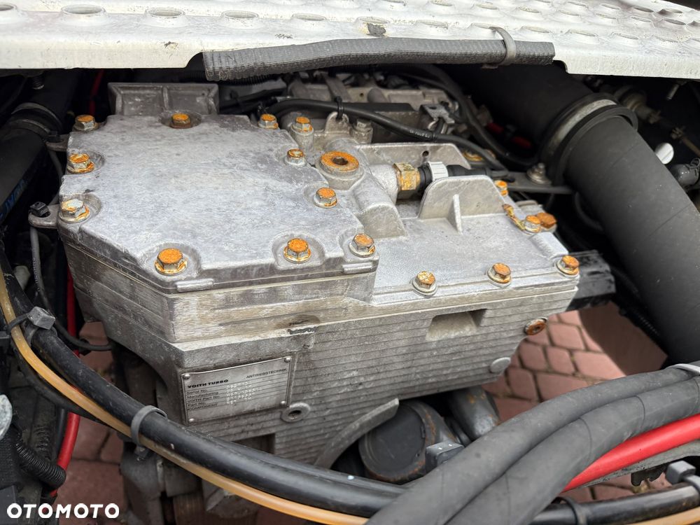 Volvo FH 520* RETARDER* 637000 KM* HYDRAULIKA*NOWE TURBO*  MANUAL* BLOKADA MOSTU* KOŁA 80%* ALU FELGI* KLIMA* Z FRANCJI* - 14