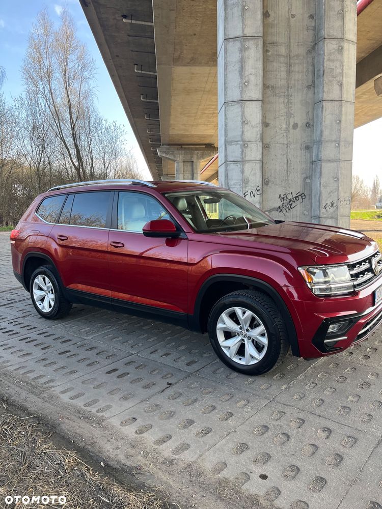 Volkswagen Atlas - 2