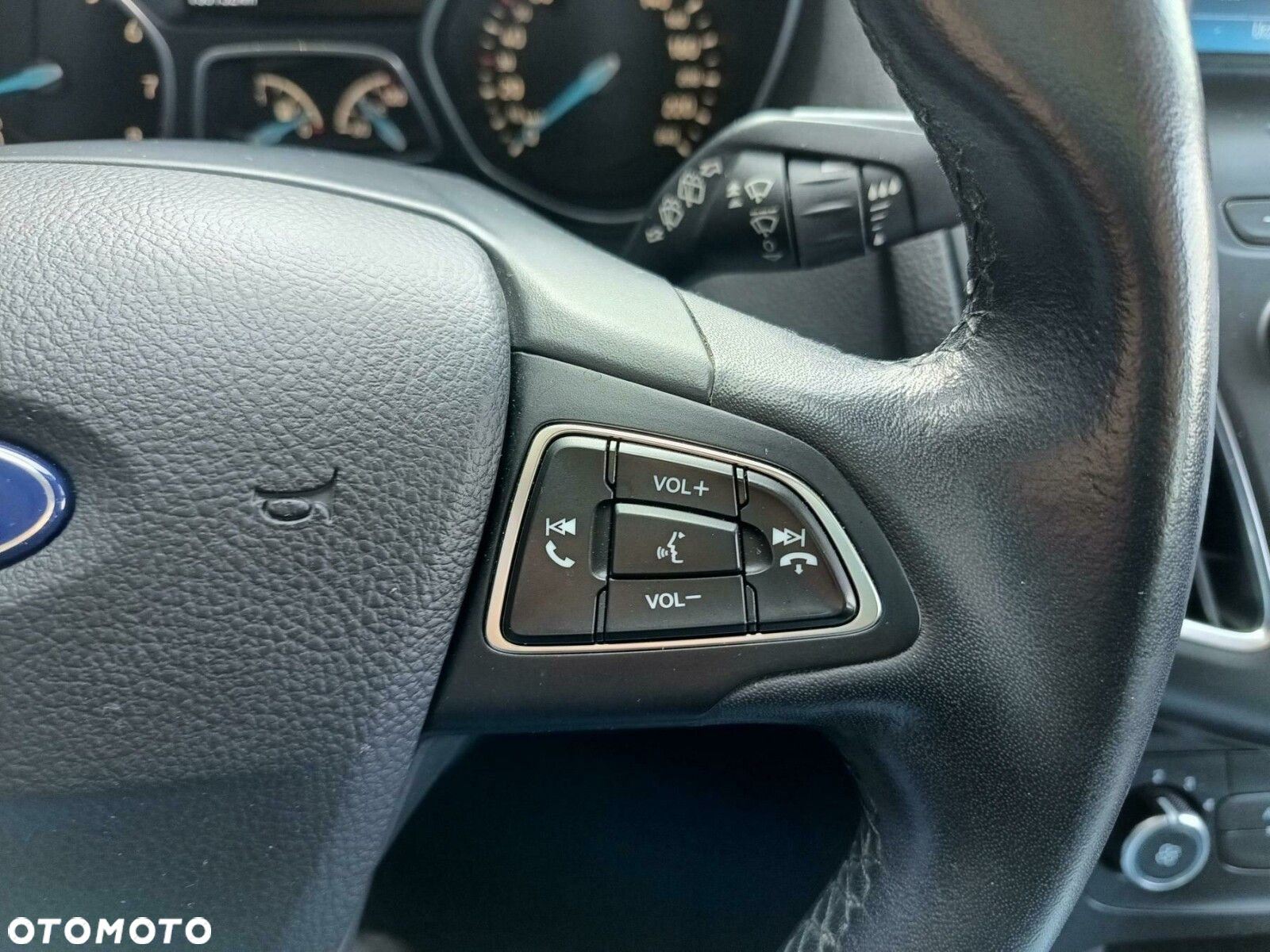 Ford Focus 1.5 EcoBoost Trend ASS - 14